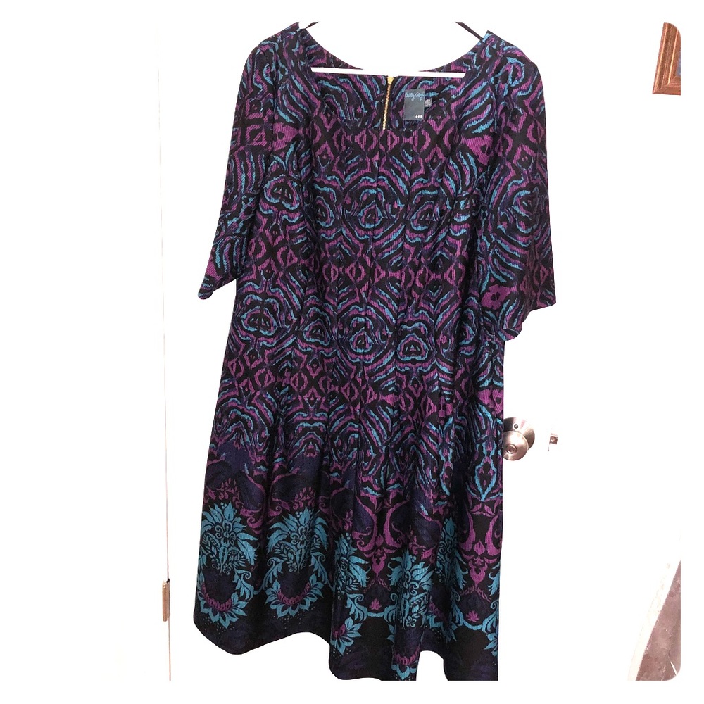 Gorgeous stretch dress with pockets
